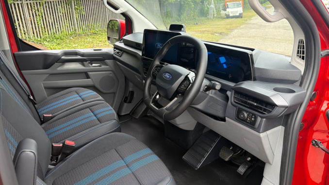 Ford Transit Custom 320 L1 Diesel Fwd 2.0 EcoBlue 170ps H1 Van Sport Auto - Image 6